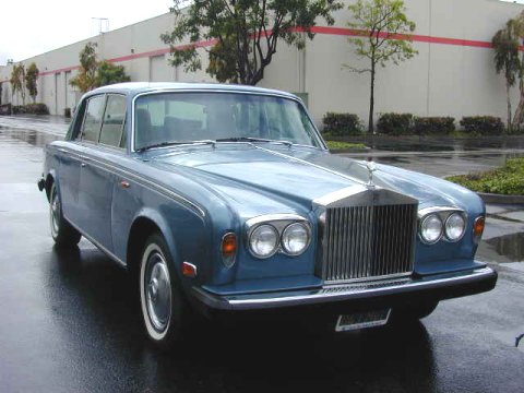 Rolls-Royce Silver Shadow from 1974.