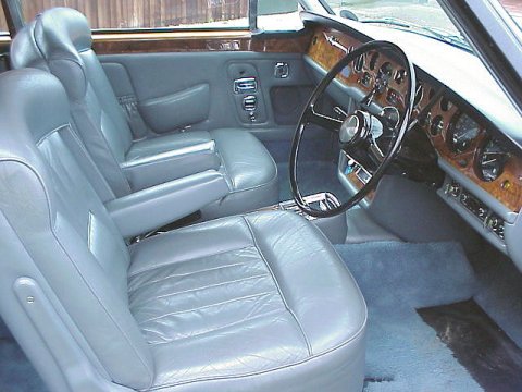 Interieur van een RR Corniche 2-deurs saloon uit 1972.